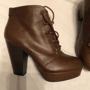 Womens Brown Platform Chunky Heel Bootie
